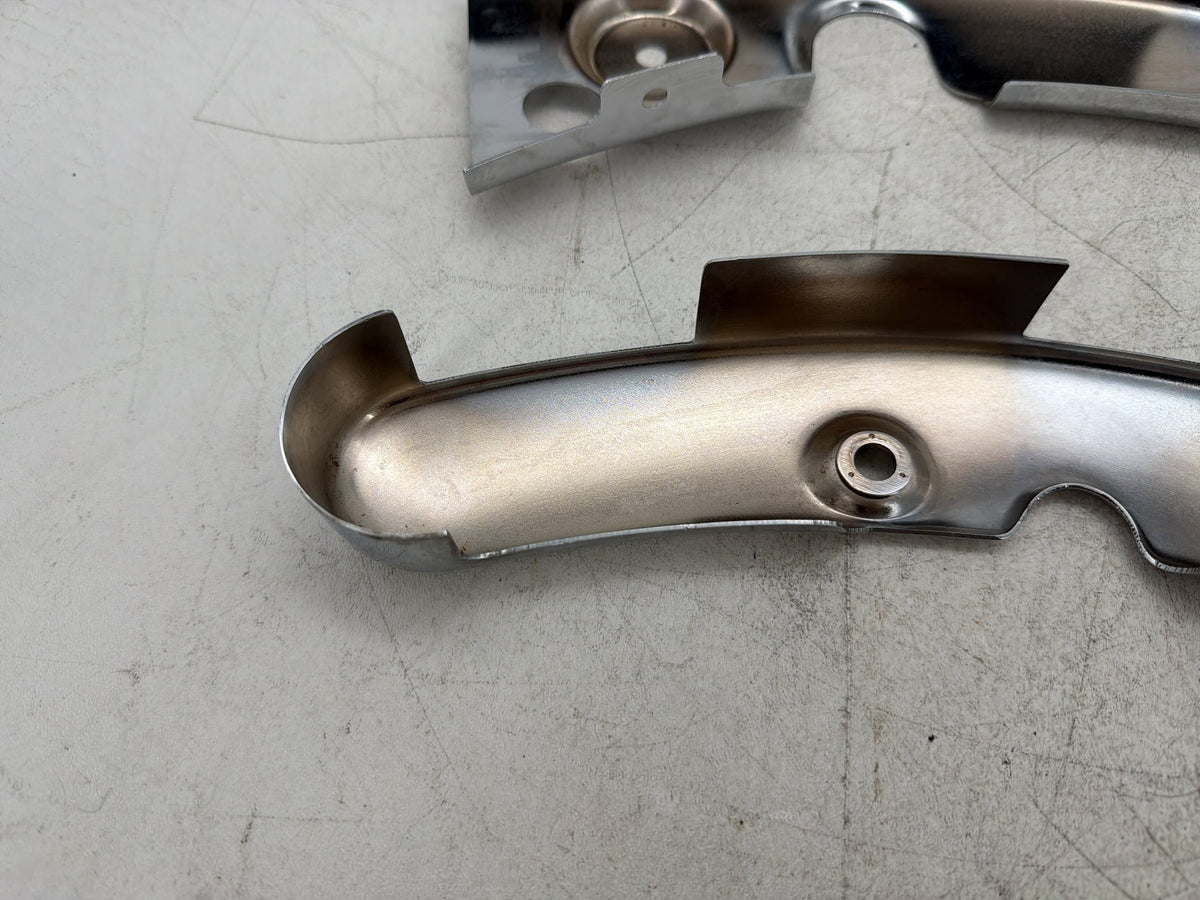 10 Harley Electra Glide Touring Ultra OEM Rear Left Right Fender Struts Bracket