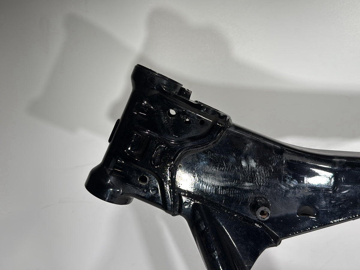 2015 Harley Touring Street Glide OEM Body Main Frame Chassis 47900-14BHP SLVG