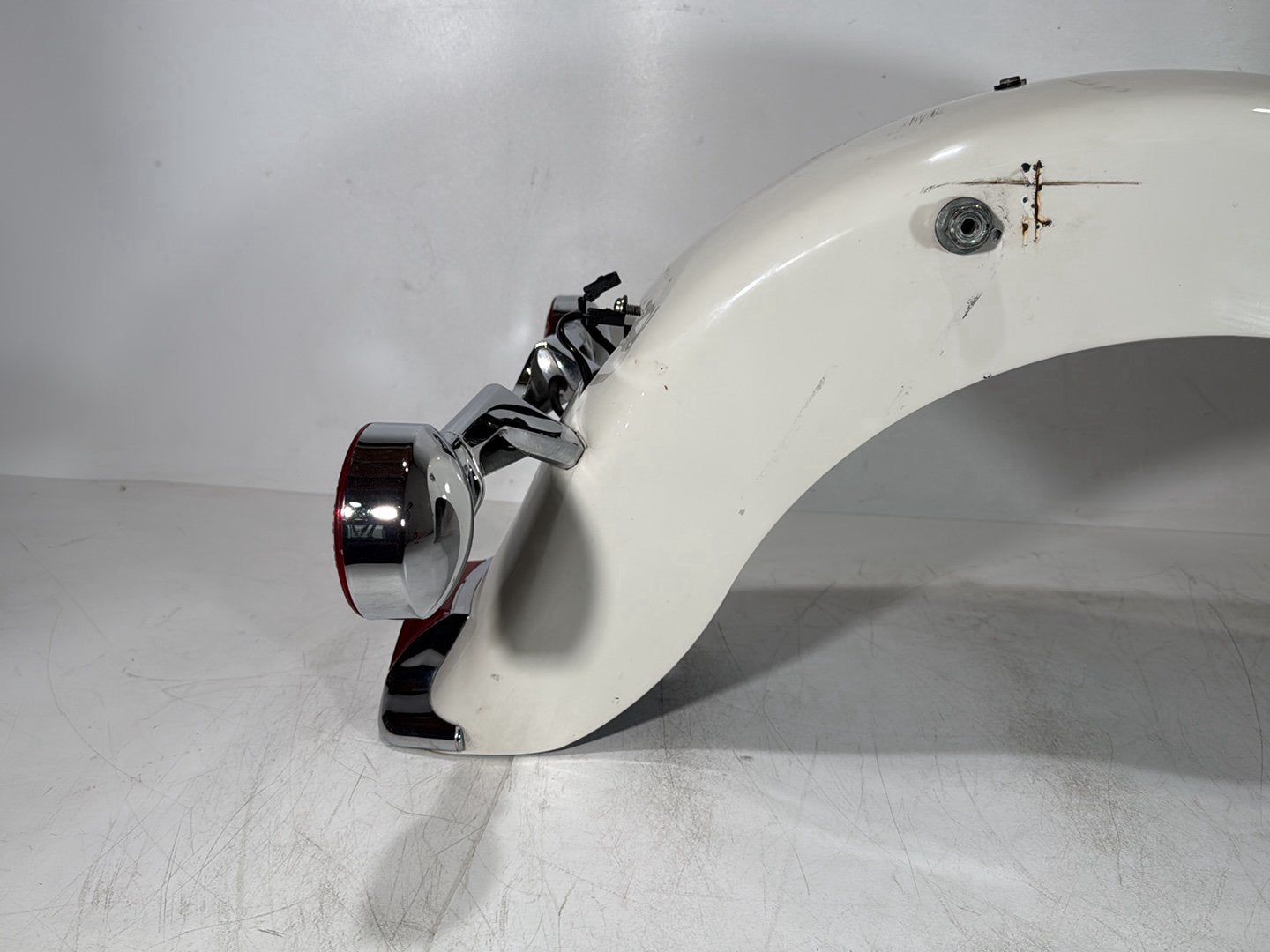 1999 - 2006 Harley-Davidson Touring Road King Police Rear Wheel Fender Turn Signal Indicators  	59579-01B