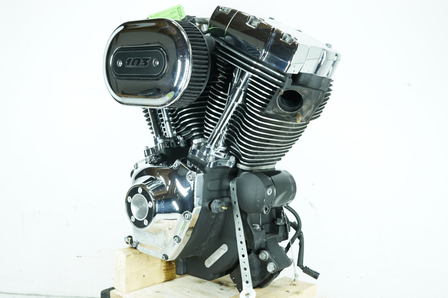 2007 - 2017 Harley-Davidson Dyna Low Rider EFI Twin Cam 103 Engine Motor 19597-16