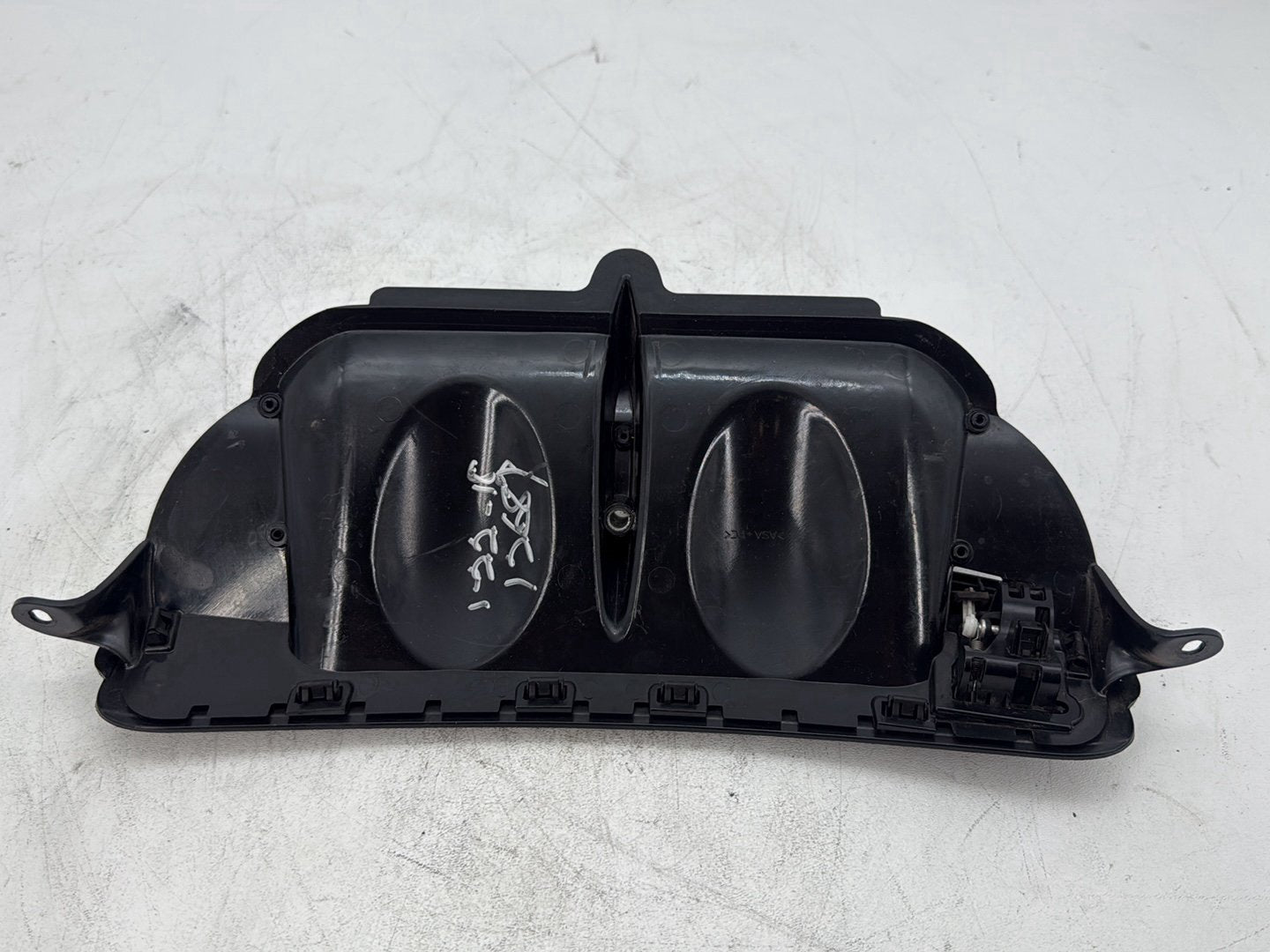 2018 Harley Electra Glide Touring Ultra OEM Front Inner Fairing Air Duct Vent