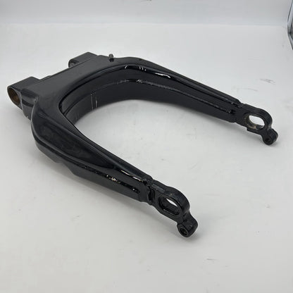 2008 - 2016 Harley-Davidson Touring Street Glide Rear Fork Swingarm Swing Arm  	47549-09