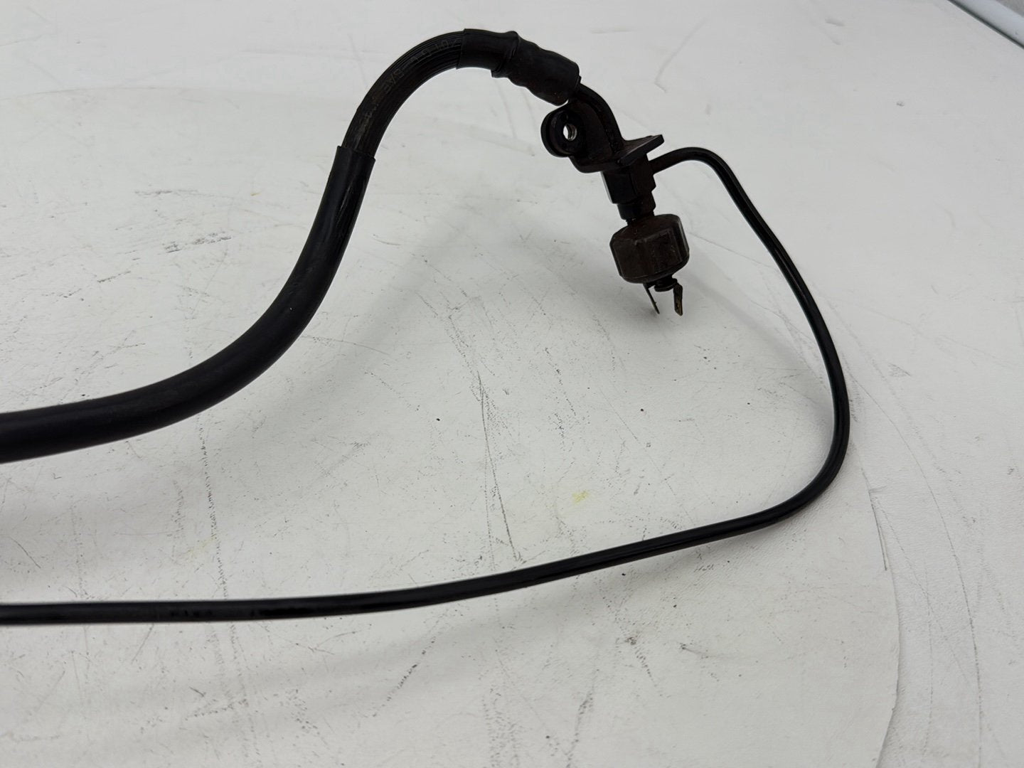 1999 - 2006 Harley-Davidson Touring CVO Screamin Eagle Road King Rear Brake Hose Line Pipe 40971-00B