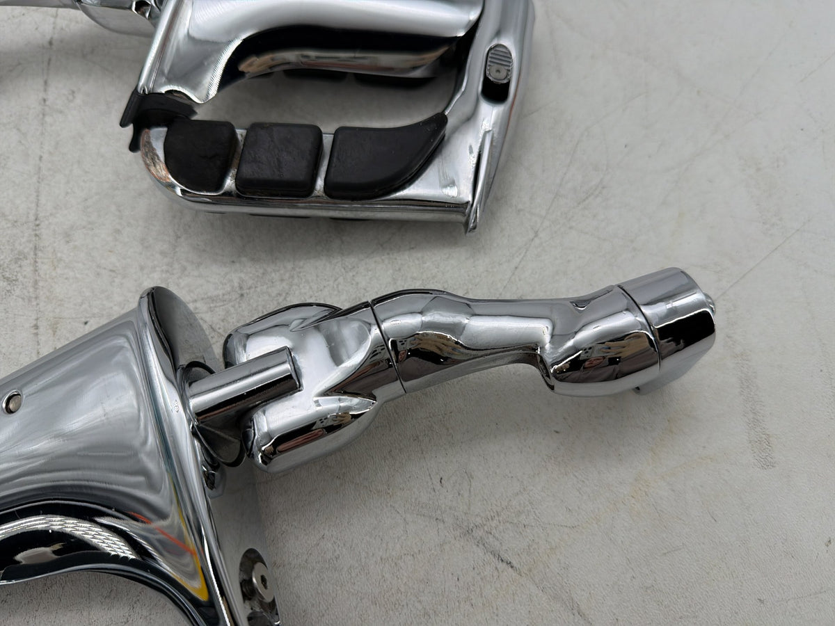 09 Harley Electra Glide Touring CVO Front Right Left Highway Foot Pegs Kuryakyn