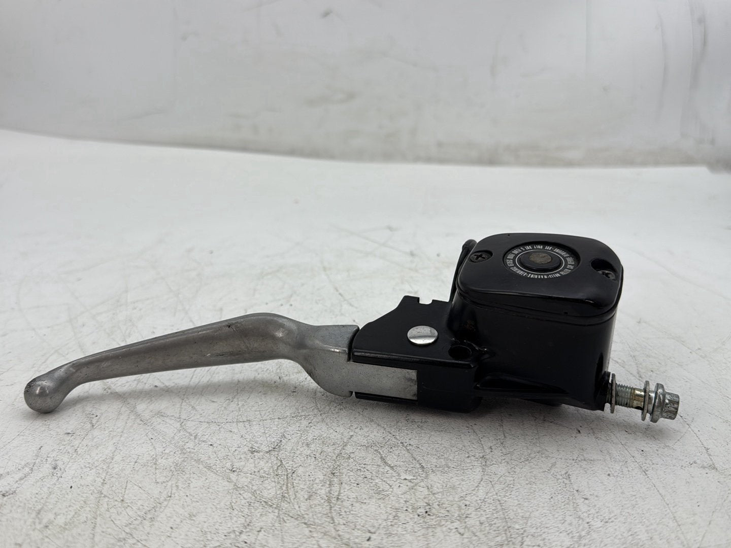 1996 Harley Electra Glide Touring FLHT OEM Front Right Brake Lever Master Cylinder