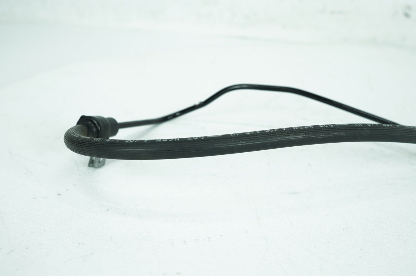 2004 - 2013 Harley-Davidson Sportster Low Front Brake Hose Line Pipe 46411-05C