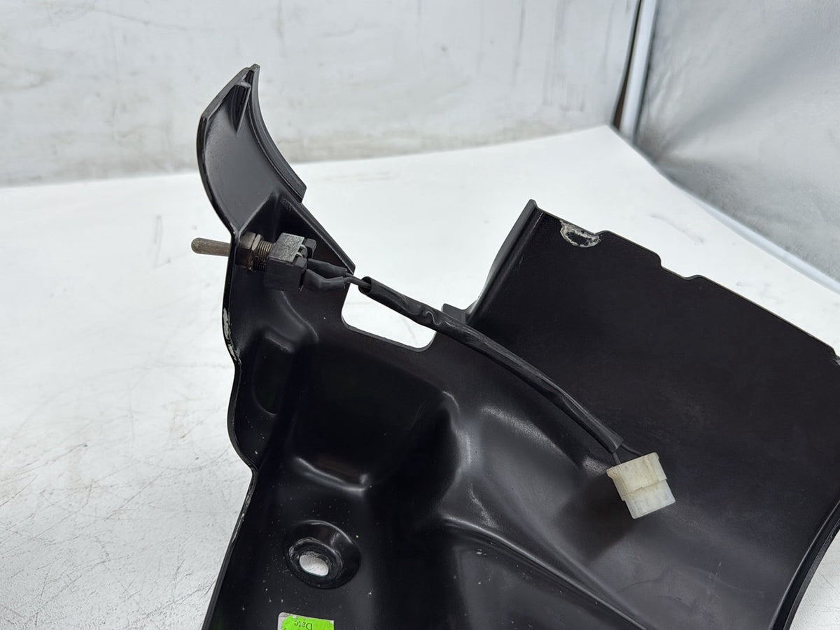 2009 Harley Road King Touring Police OEM Left & Right Headlamp Nacelle Covers