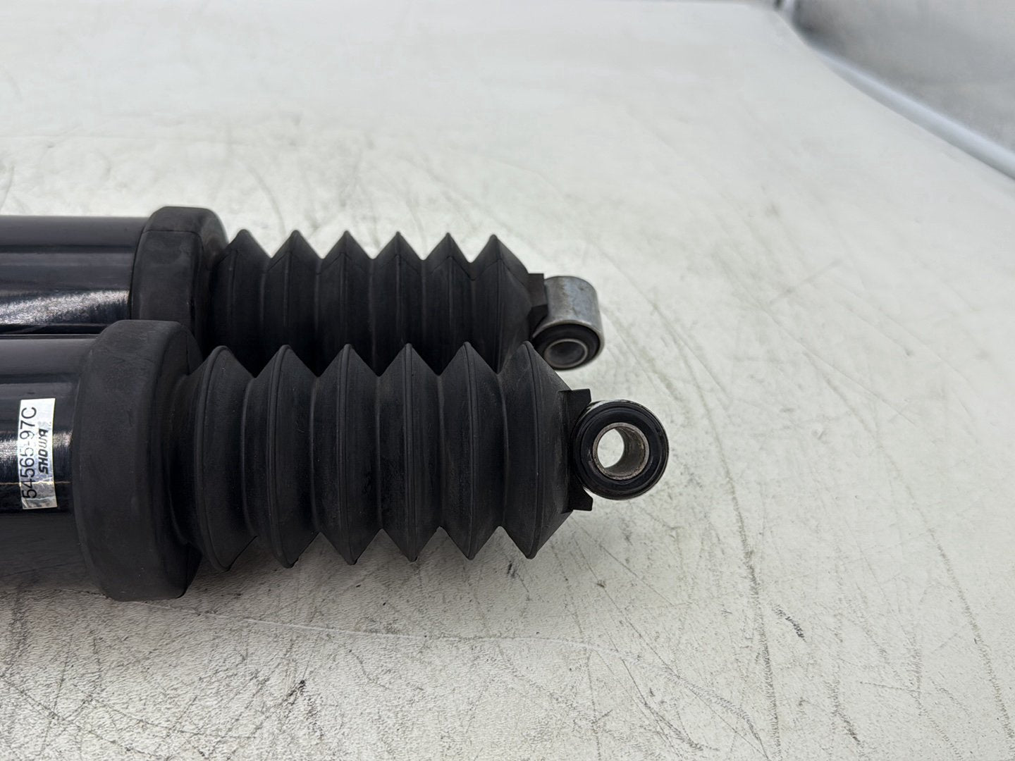 2007 Harley Electra Glide Touring OEM Rear Left Right Shock Absorbers 13"