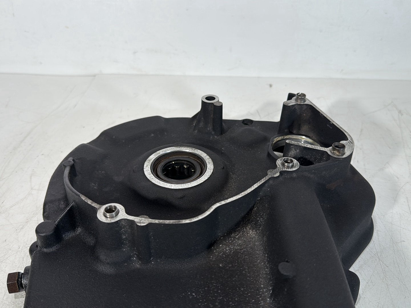 2007 - 2012 Harley-Davidson Touring Electra Glide Ultra Inner Primary Clutch Cover 	60432-07