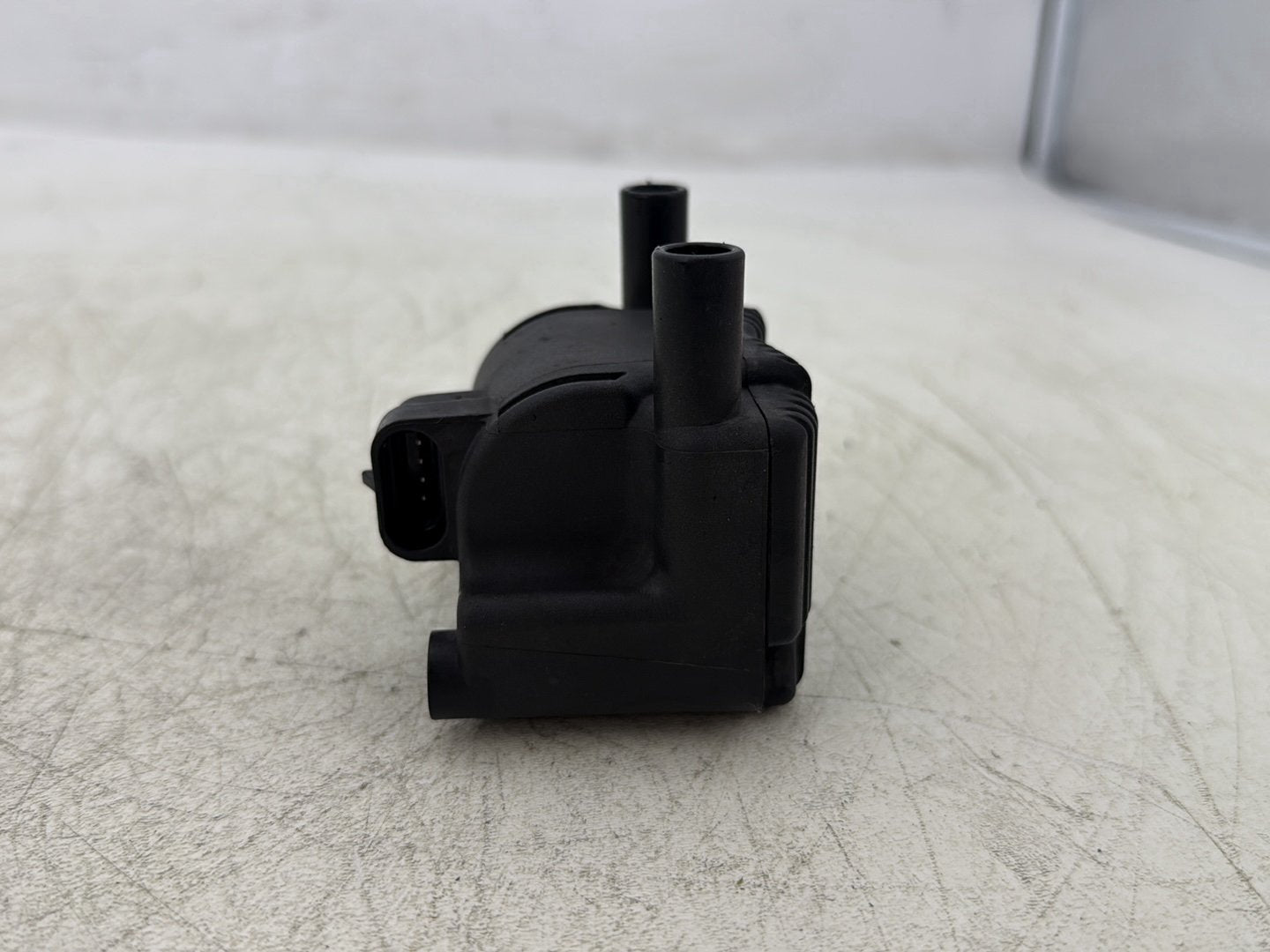 2004 Harley Dyna Super Glide FXDI OEM Ignition Coil Spark Igniter