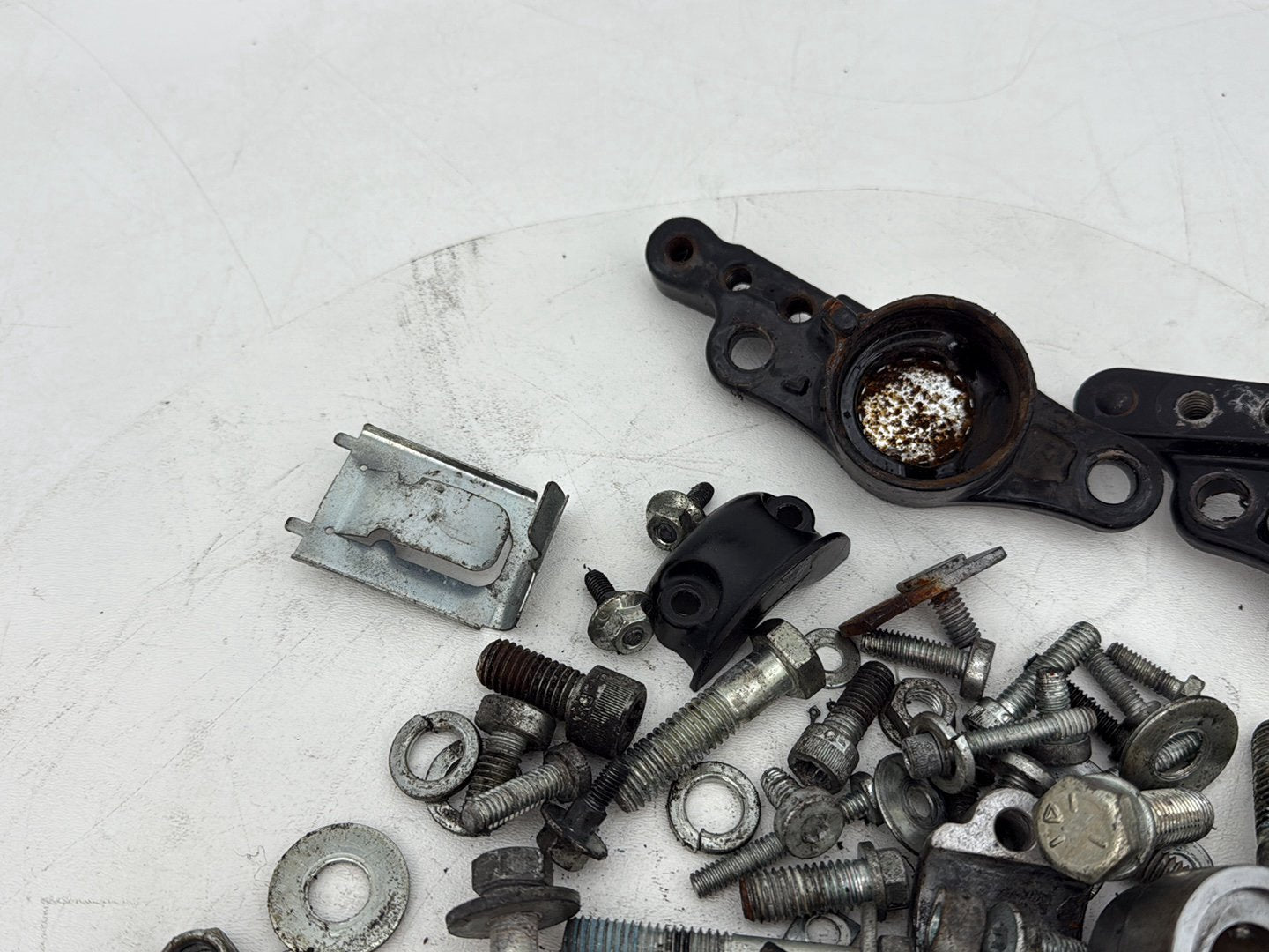 2007 - 2012 Harley-Davidson Touring Electra Glide Ultra Hardware Bolts Nuts & Brackets w/ Left Right Swingarm Fork Brackets