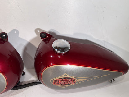 1986 - 1998 Harley-Davidson Softail Heritage Classic Fuel Gas Tank Gasoline Reservoir 61228-97 , 61426-97