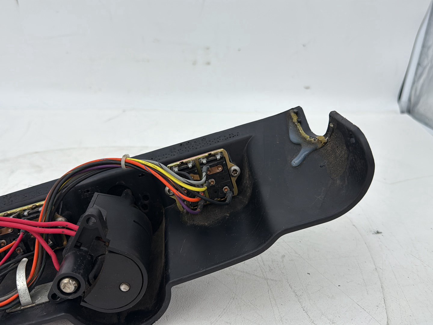 1999 - 2006 Harley-Davidson Touring Electra Glide Ultra Dash Ignition Cap Switch Lockset NO Key 58510-96 , 71530-03B