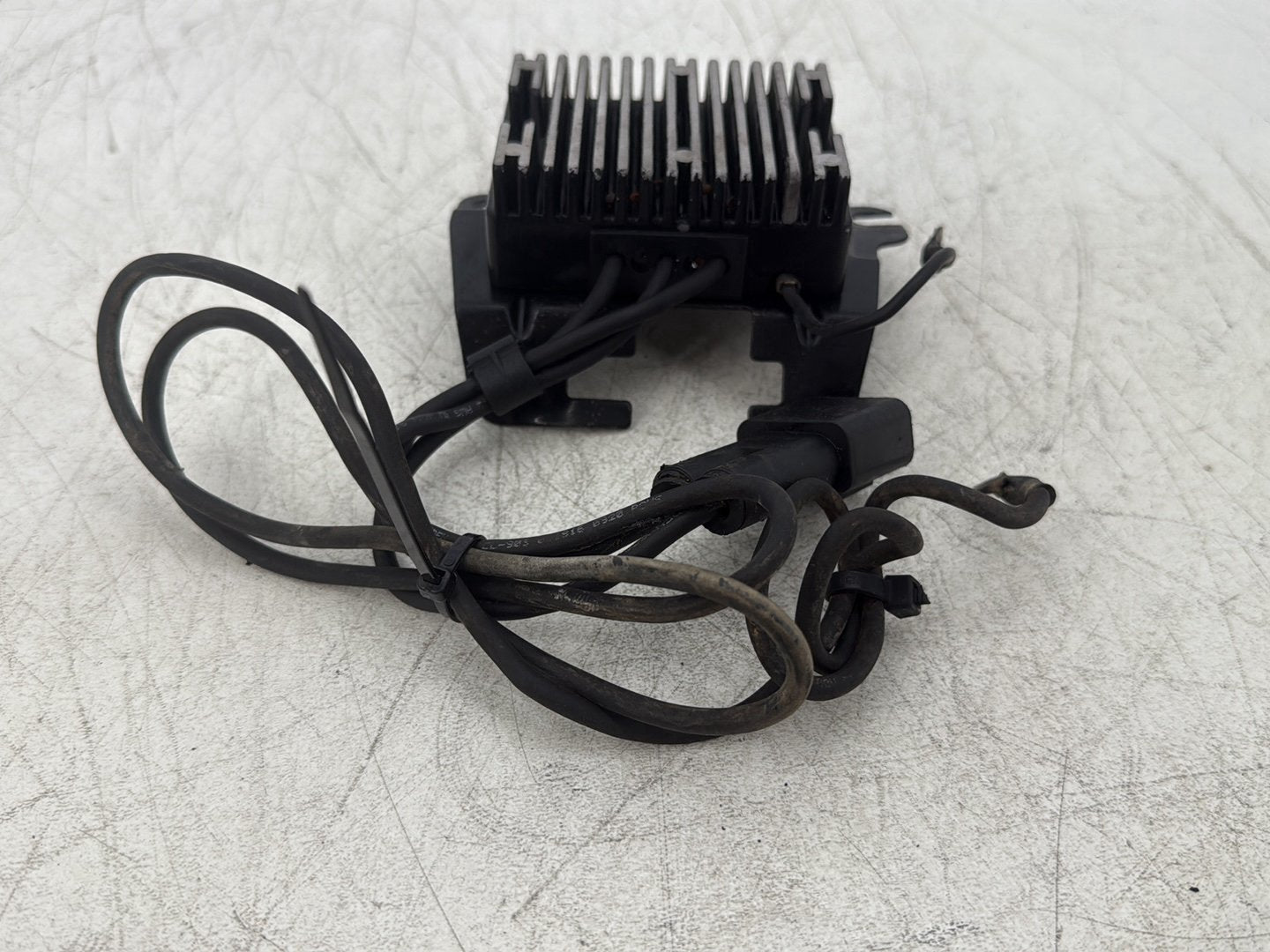 2011 Harley Street Glide Touring FLHX OEM Voltage Regulator Rectifier