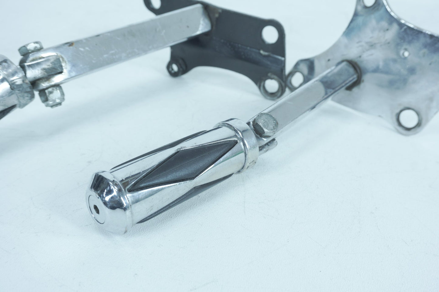 1984 - 1990 Harley-Davidson Sportster Limited Liberty Passenger Left & Right Foot Pegs 33048-72