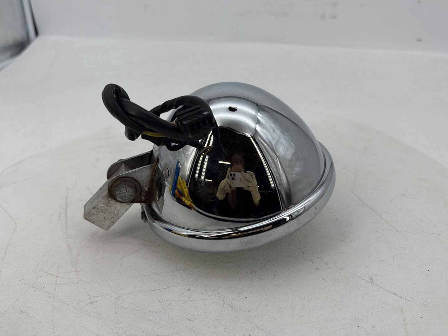 2007 - 2012 Harley-Davidson Dyna Super Glide Headlight Headlamp Head Light Halogen  	69162-06A