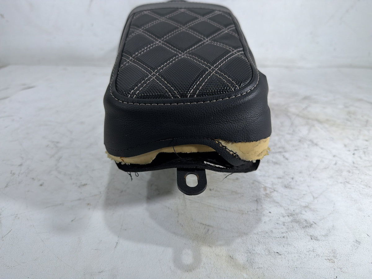 2009 Harley Street Glide Touring FLHX Passenger Rider Driver Seat Saddle