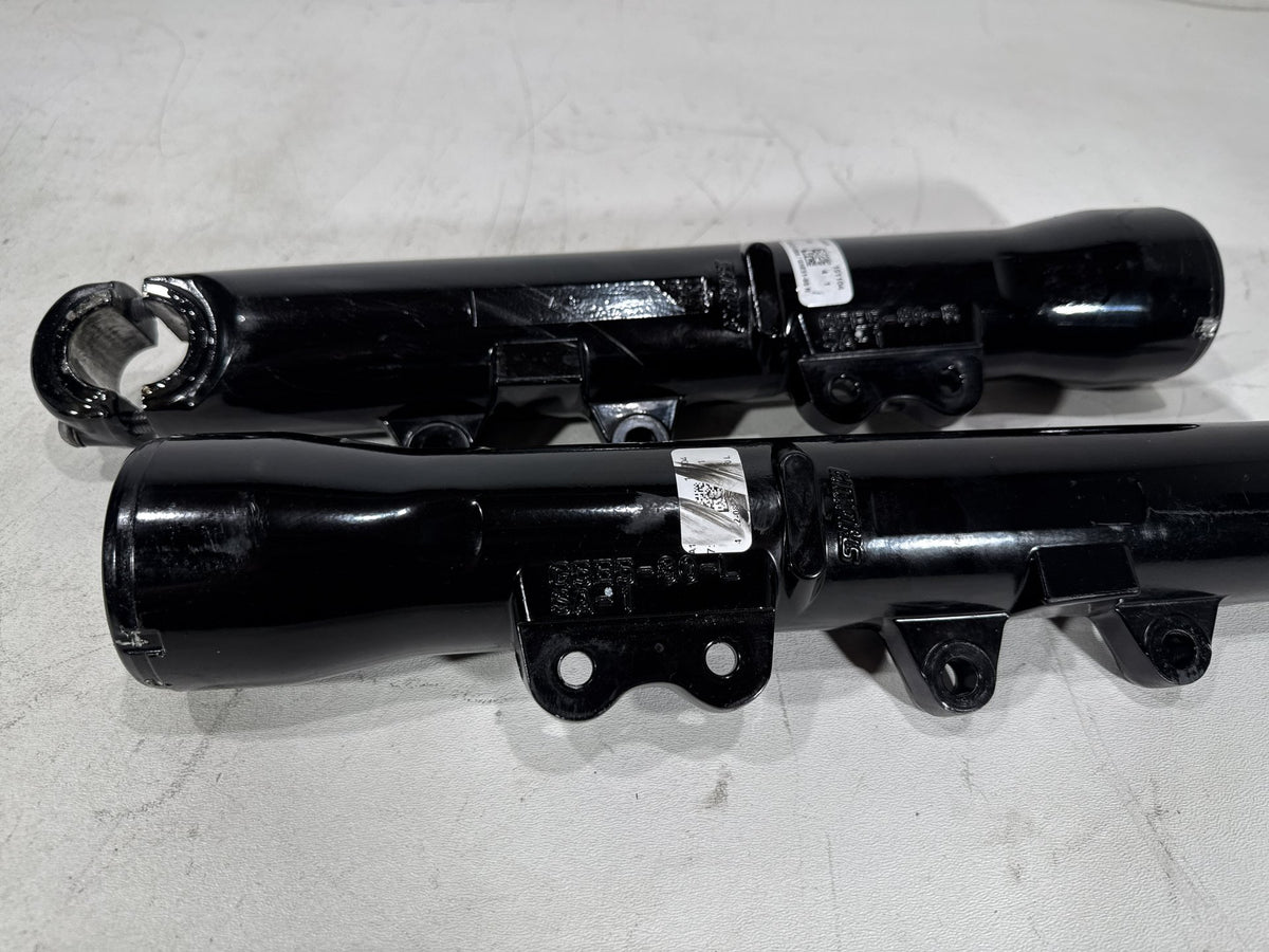 2016 Harley Dyna Fat Bob FXDF 103 OEM Front Left & Right Fork Legs Sliders