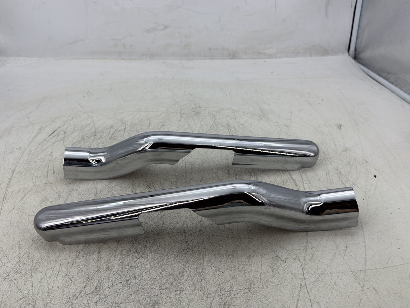 2007 Harley Touring FLHTC Electra Glide Classic OEM Left Right Saddlebag Fender Struts Brackets