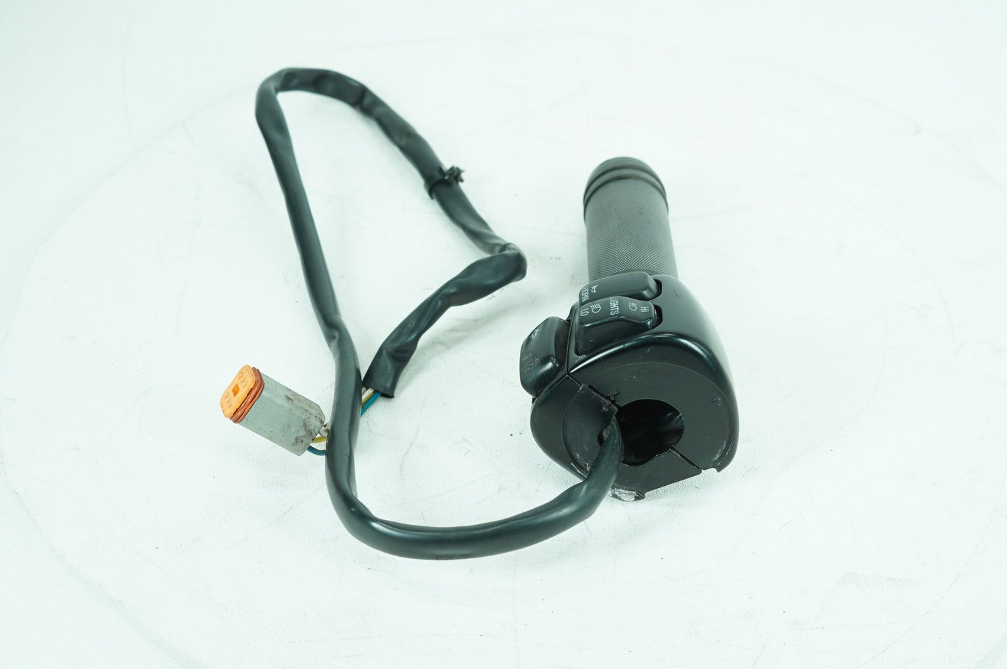 2000 - 2006 Harley-Davidson Softail Fat Boy Left Turn Signal Headlight Switches Controls 71597-96B