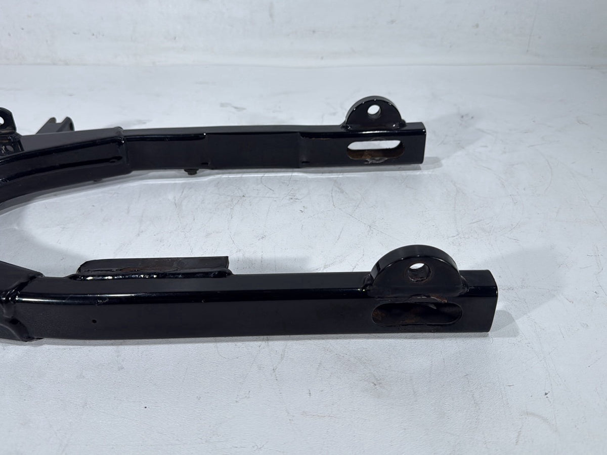 2001 Harley Sportster 883 Hugger XLH883 OEM Rear Fork Swingarm Swing Arm
