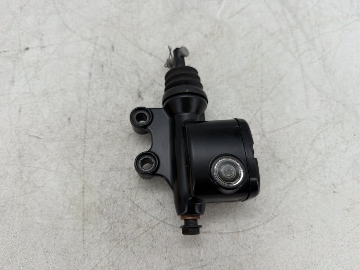 2015 Harley Electra Glide Touring Ultra OEM Rear Brake Master Cylinder Reservoir
