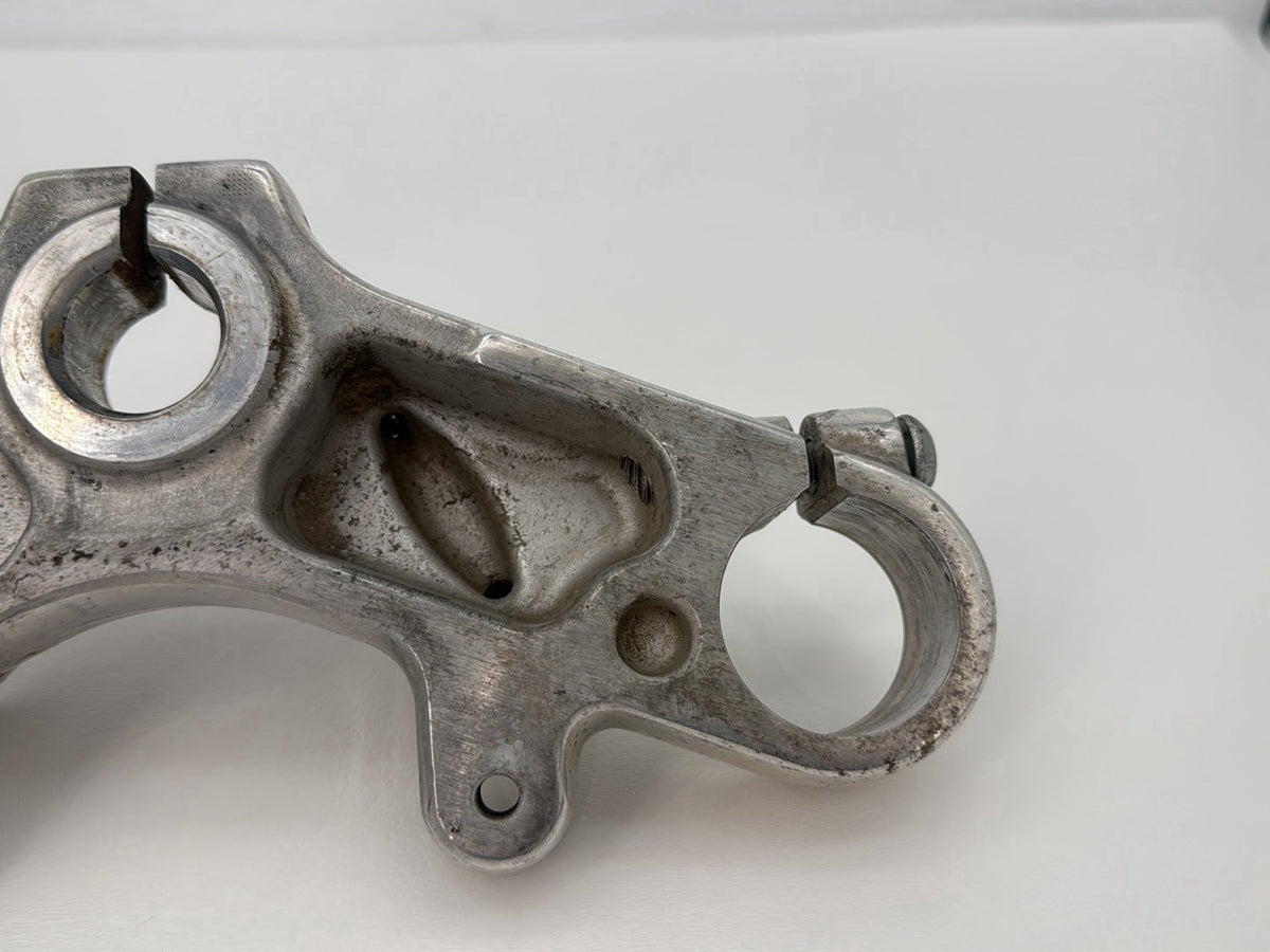 2014 Harley Sportster XL883L 883 SuperLow OEM Front Fork Upper Triple Tree
