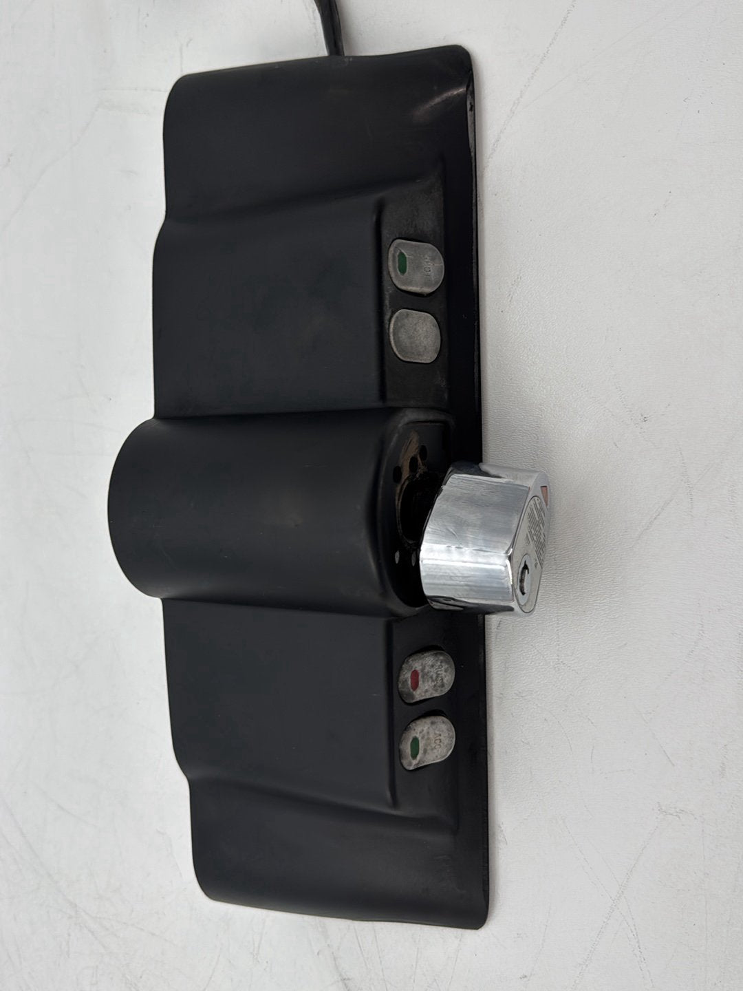 1999 - 2006 Harley-Davidson Touring Electra Glide Classic Dash Ignition Cap Switch Lockset NO Key 58510-96 , 53574-93A