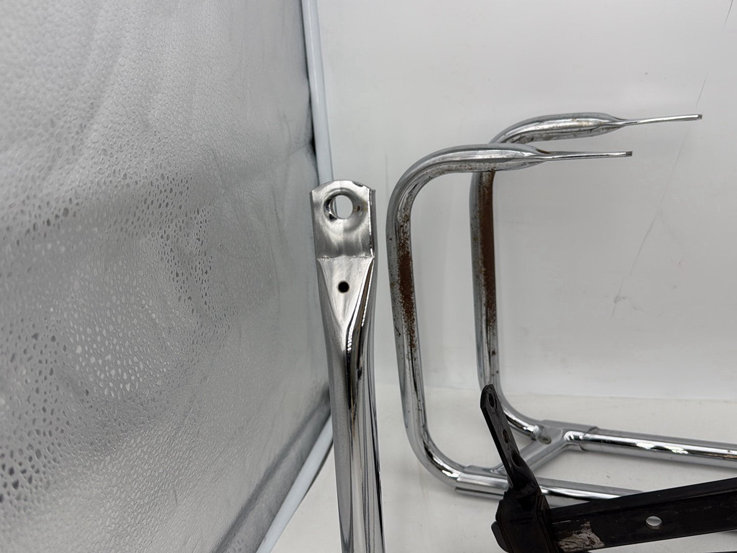 1999 - 2006 Harley-Davidson Touring Electra Glide Ultra Rear Left Right Saddlebag Guard Rails Bar 49193-93