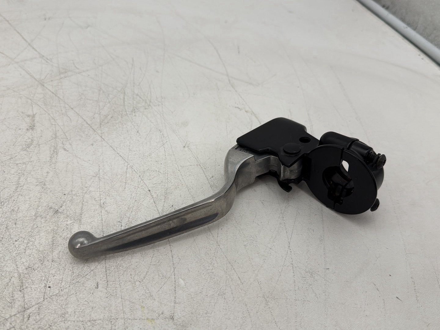 2010 Harley Street Glide Touring FLHX OEM Front Left Hand Clutch Control Lever