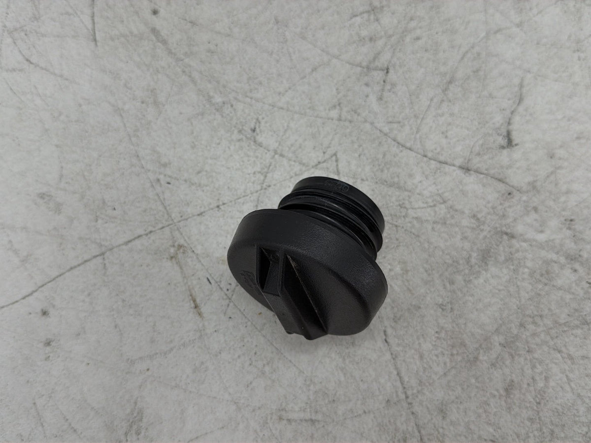 2009 Harley Road Glide Touring FLTR OEM Fuel Gas Tank Cap Bushing Hub