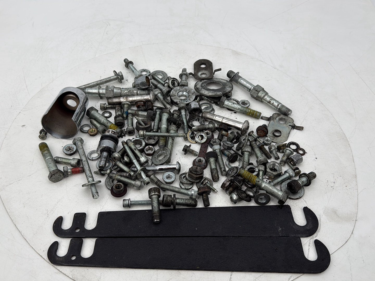 1999 - 2006 Harley-Davidson Dyna Super Glide Hardware Bolts Nuts & Brackets
