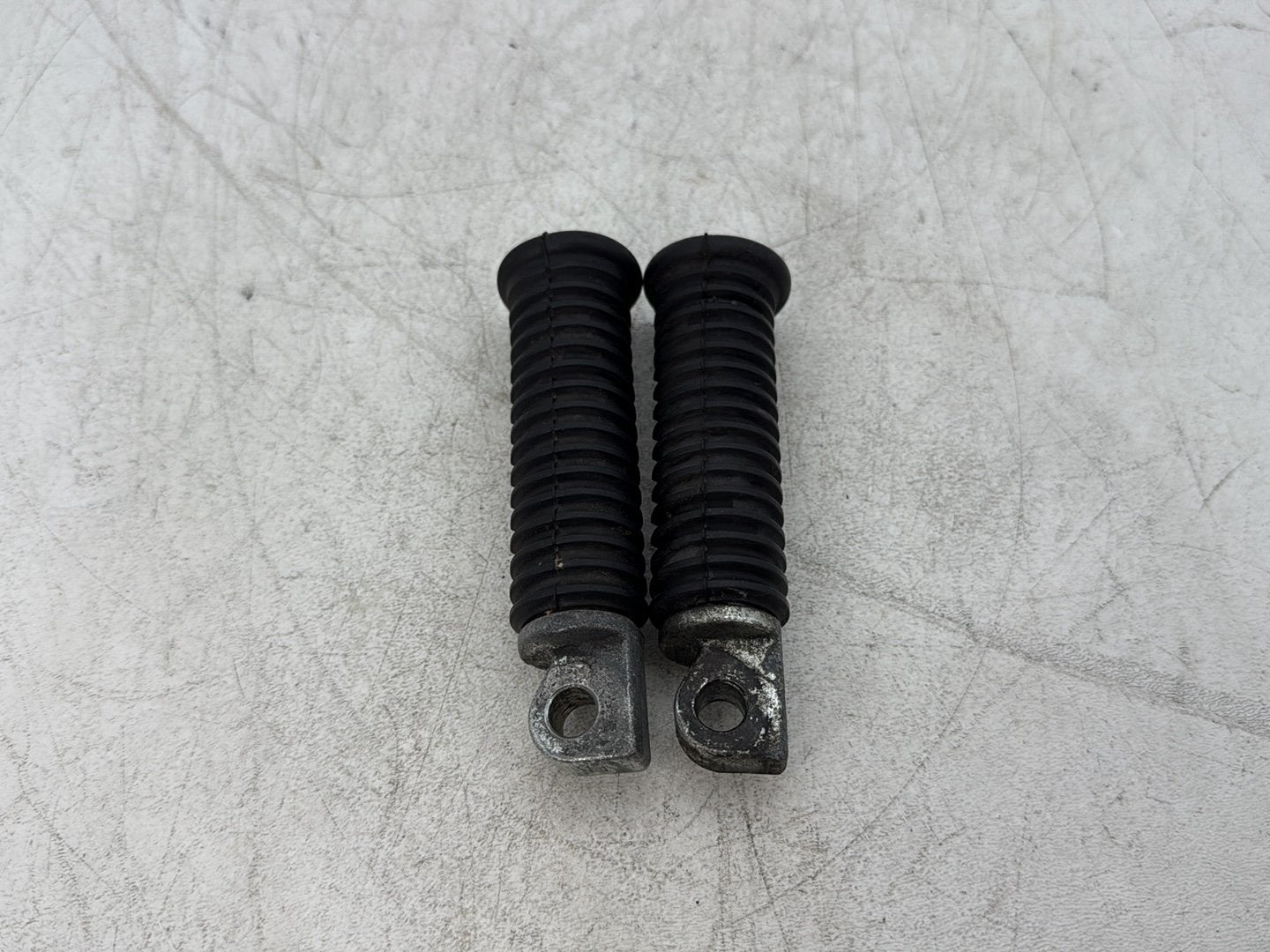 2013 Harley Heritage Softail Classic FLSTC OEM Left & Right Step Foot Rest Pegs