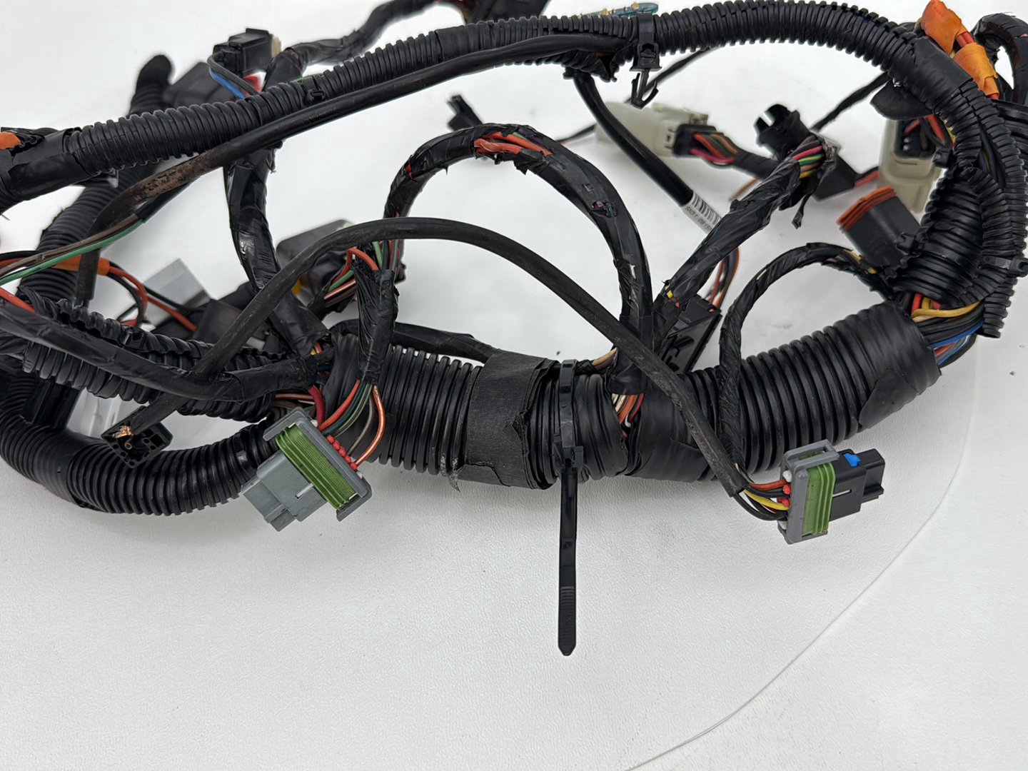 2007 - 2011 Harley-Davidson Touring Street Glide Front Sub Wiring Harness Loom Interconnect 	70232-08