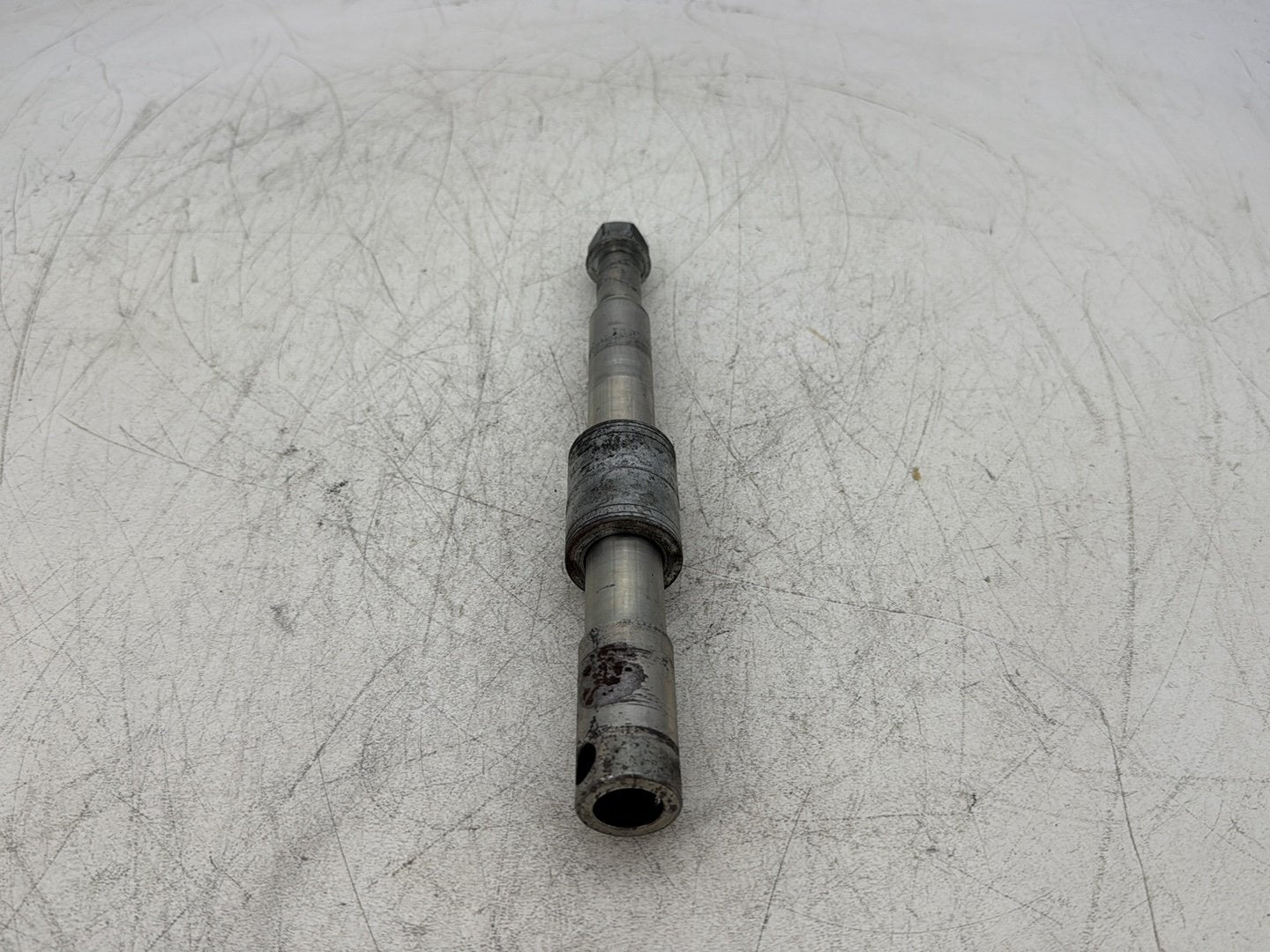 2012 Harley Dyna Super Glide Custom FXDCI OEM Front Wheel Axle Bolt Shaft