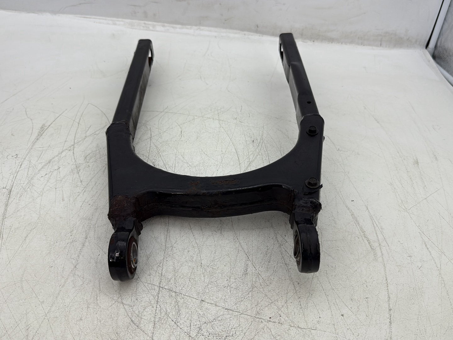 2004 Harley Sportster XL883C 883 Custom OEM Rear Fork Swingarm Swing Arm