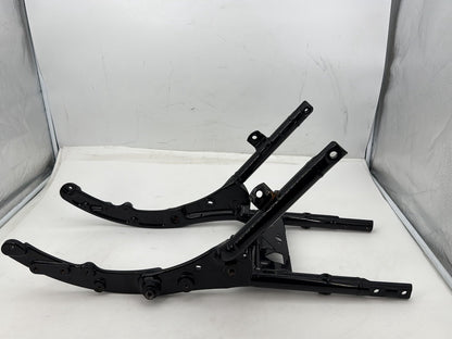 11 Harley Road King Touring Classic OEM Rear Back Sub Frame Rail Bar 48079-09BHP