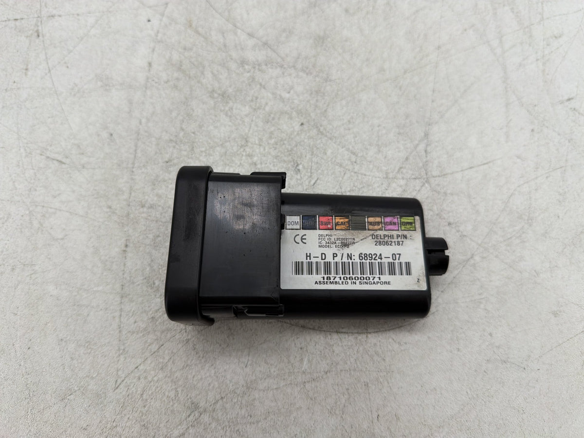 2011 Harley Electra Glide Touring Ultra OEM Turn Signal Security Module TSSM