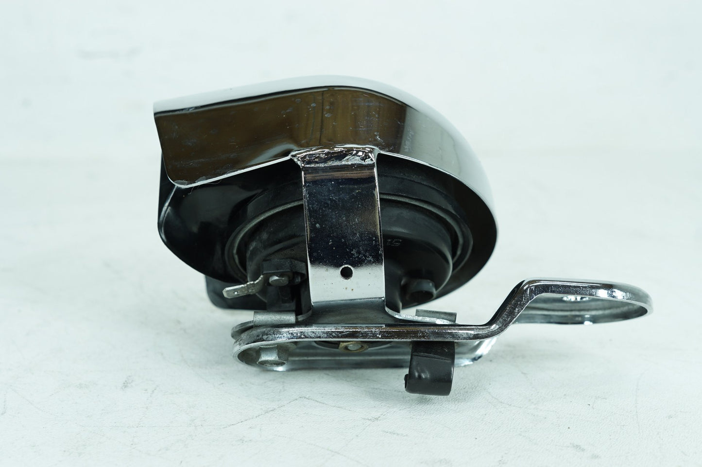 2004 - 2013 Harley-Davidson Sportster Custom Horn Signal Klaxon Chrome Cover 69012-93A