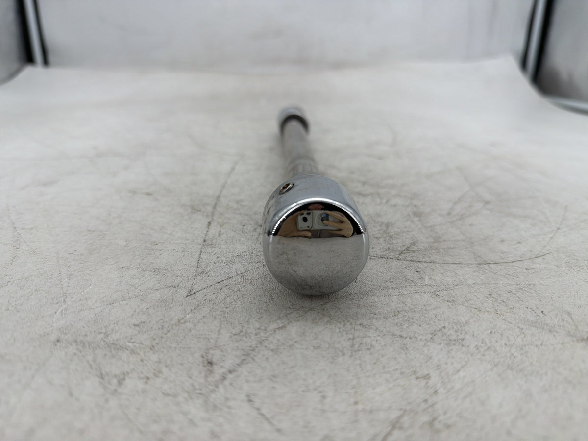 2002 Harley Dyna Wide Glide FXDWG OEM Front Wheel Axle Bolt Shaft