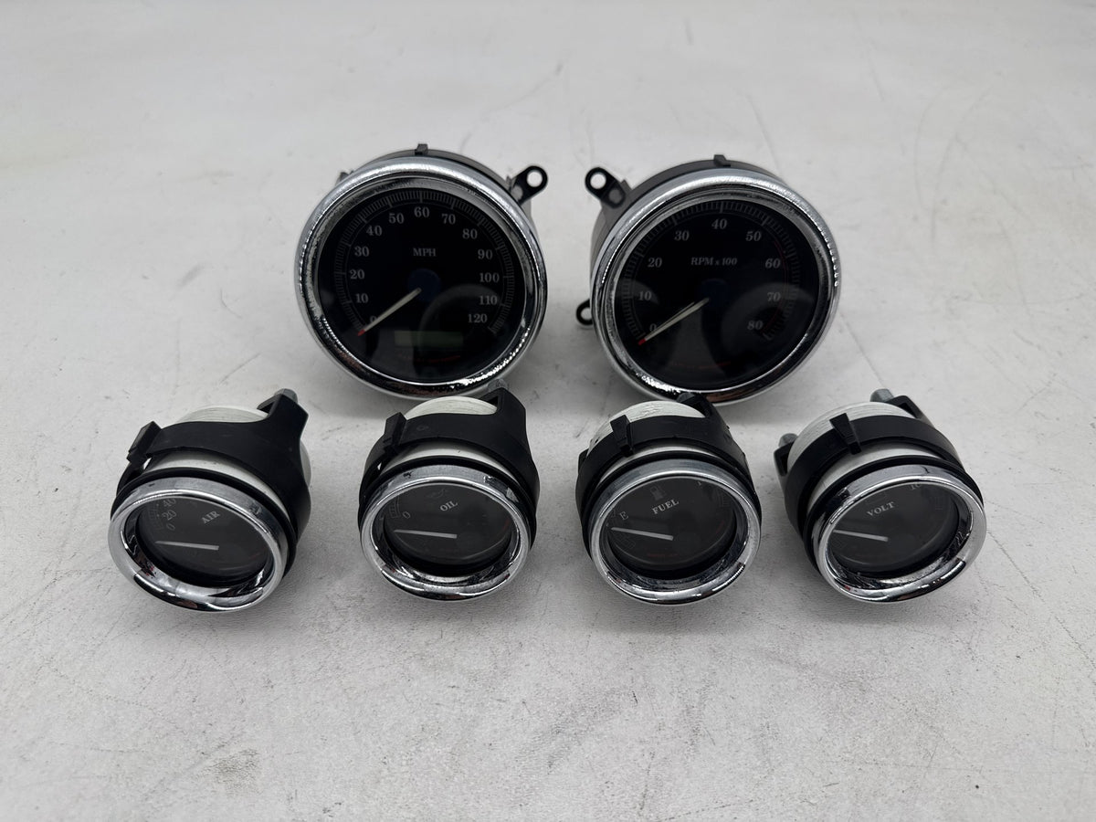 09 Harley Electra Glide Touring Ultra OEM Air Oil Volt Fuel Tacho Speedo Gauges