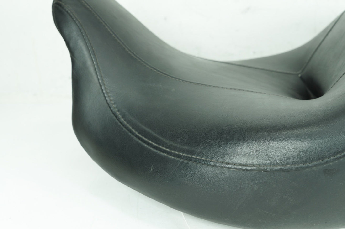 2007 - 2013 Harley-Davidson Touring Electra Glide Ultra Passenger Rider Driver Seat Saddle 52164-10