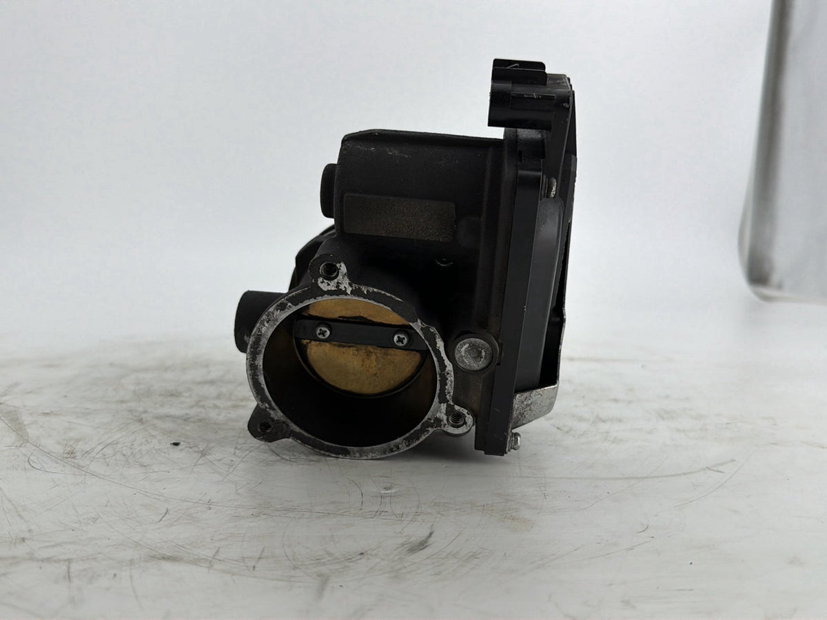 2019 Harley Touring FLHT Electra Glide OEM Engine Intake Manifold Throttle Body