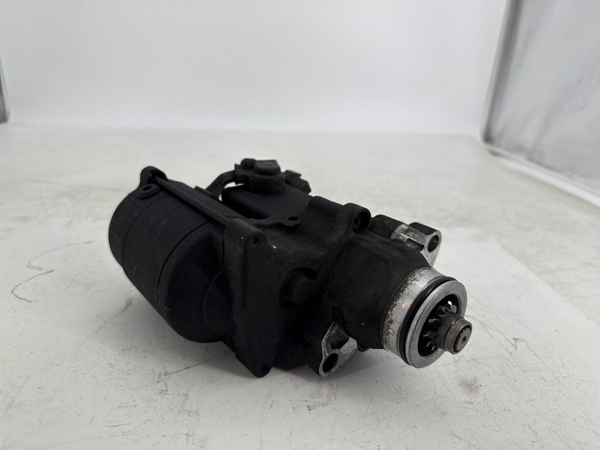 2013 Harley Street Glide Touring FLHX OEM Engine Starter Motor 31618-06A 12V