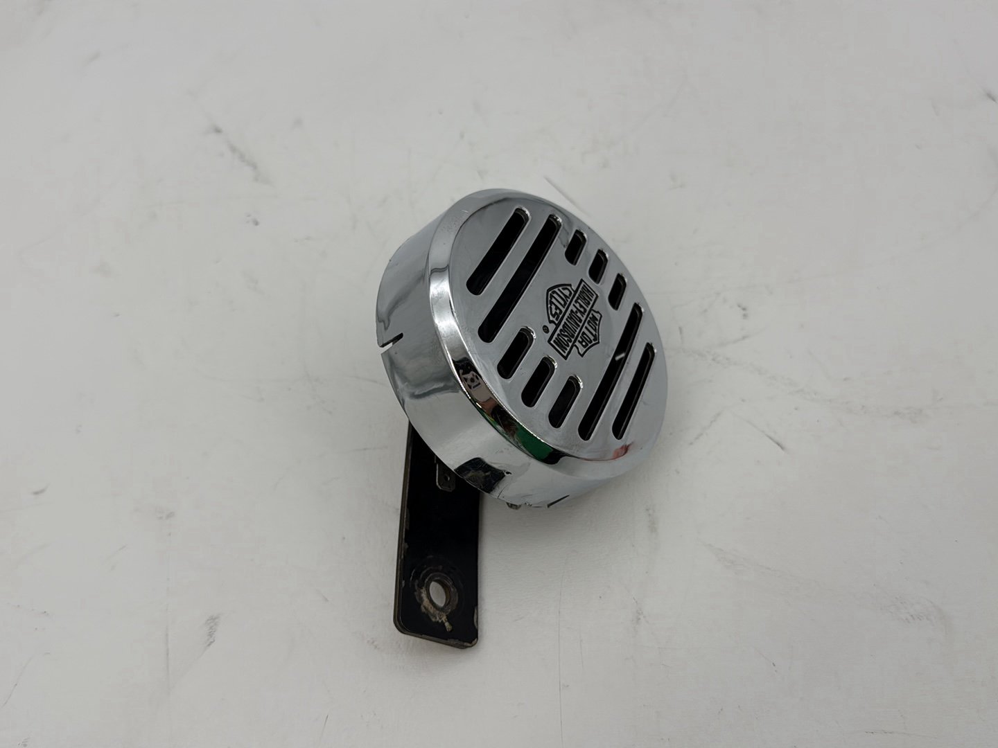 1993 Harley Sportster XLH883H Hugger 883 OEM Horn Signal Klaxon Chrome Cover