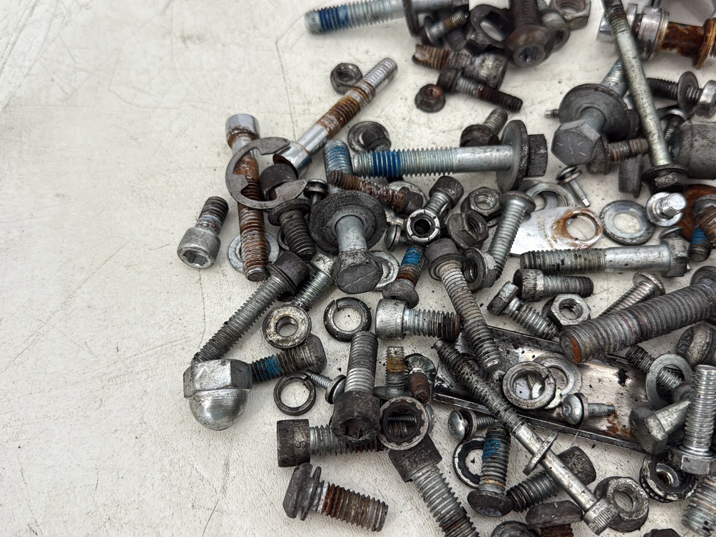 2015 Harley Dyna Low Rider FXDL OEM Hardware Bolts Nuts & Brackets
