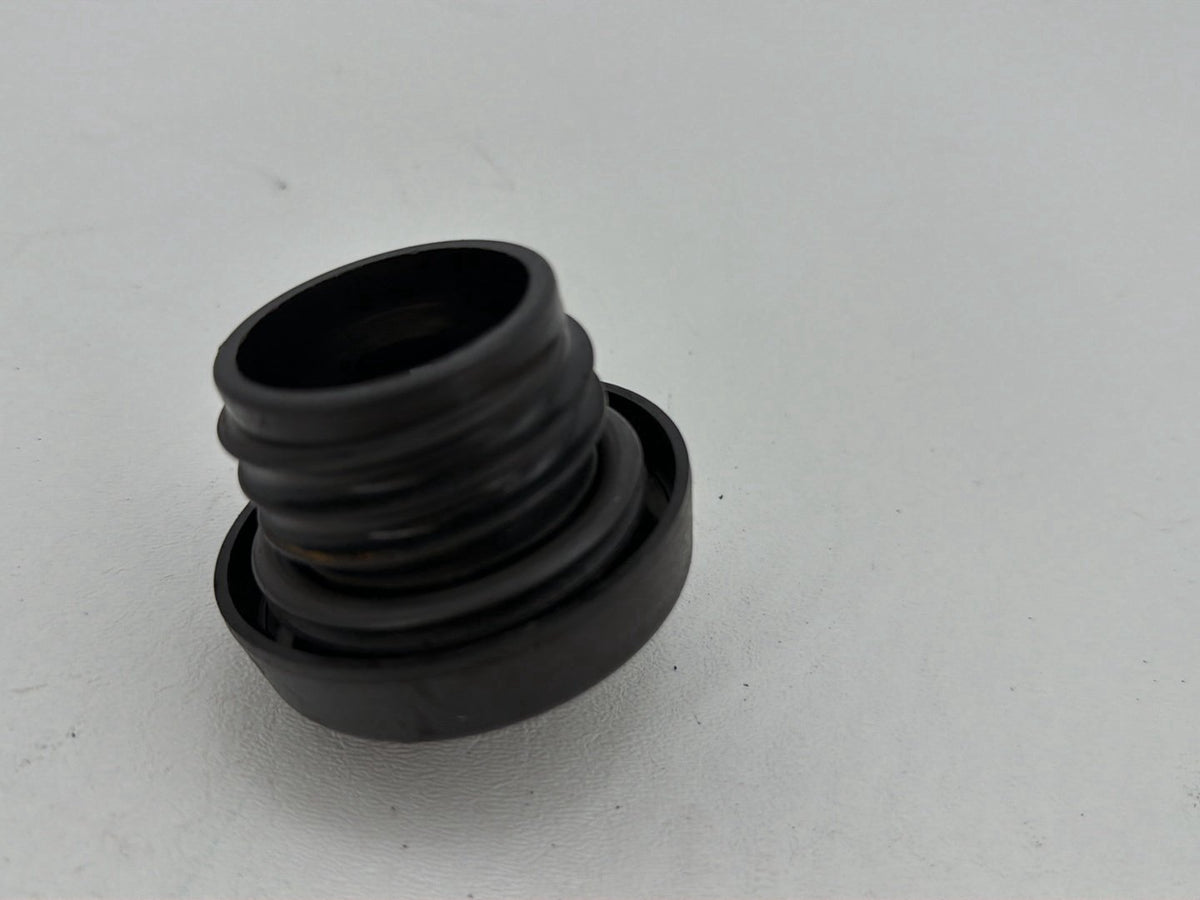 1994 Harley Electra Glide Touring Classic Filler Cap Fuel Pump Cap Bushing Hub