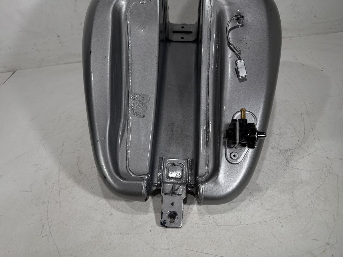 2001 Harley Softail Standard FXST OEM Fuel Gas Tank Gasoline Reservoir EFI