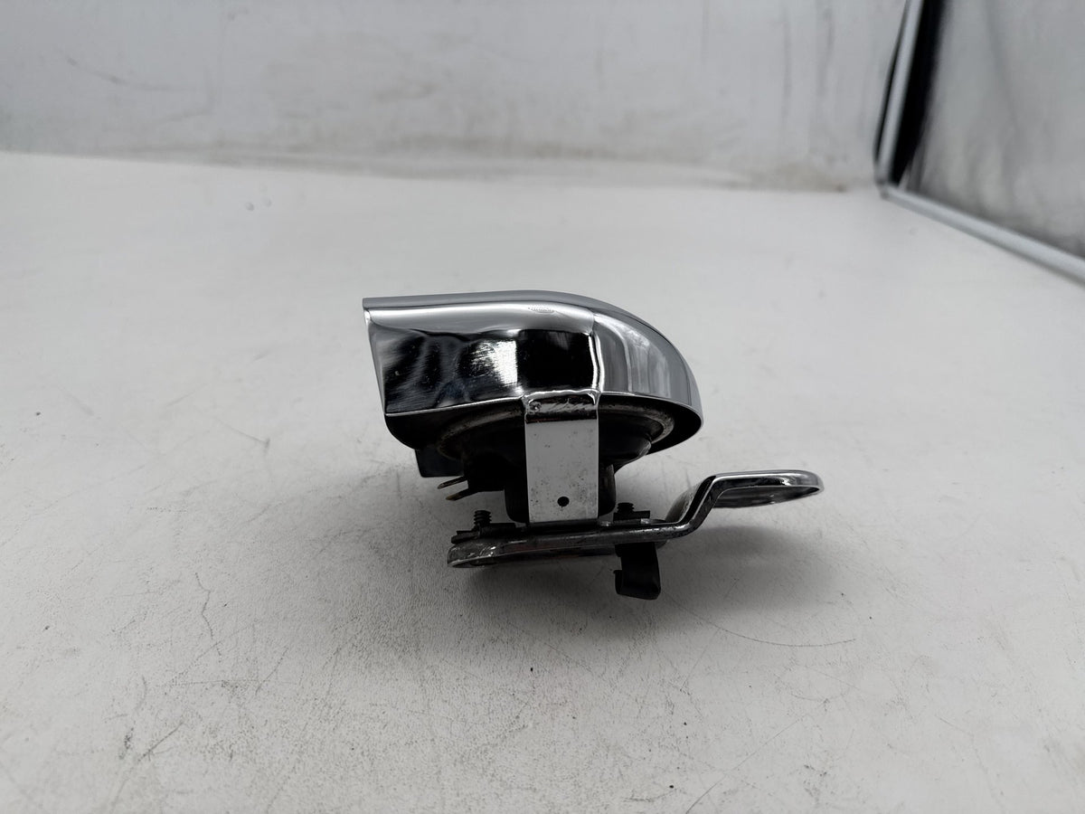 1997 Harley Heritage Softail Classic OEM Horn Signal Klaxon Chrome Cover