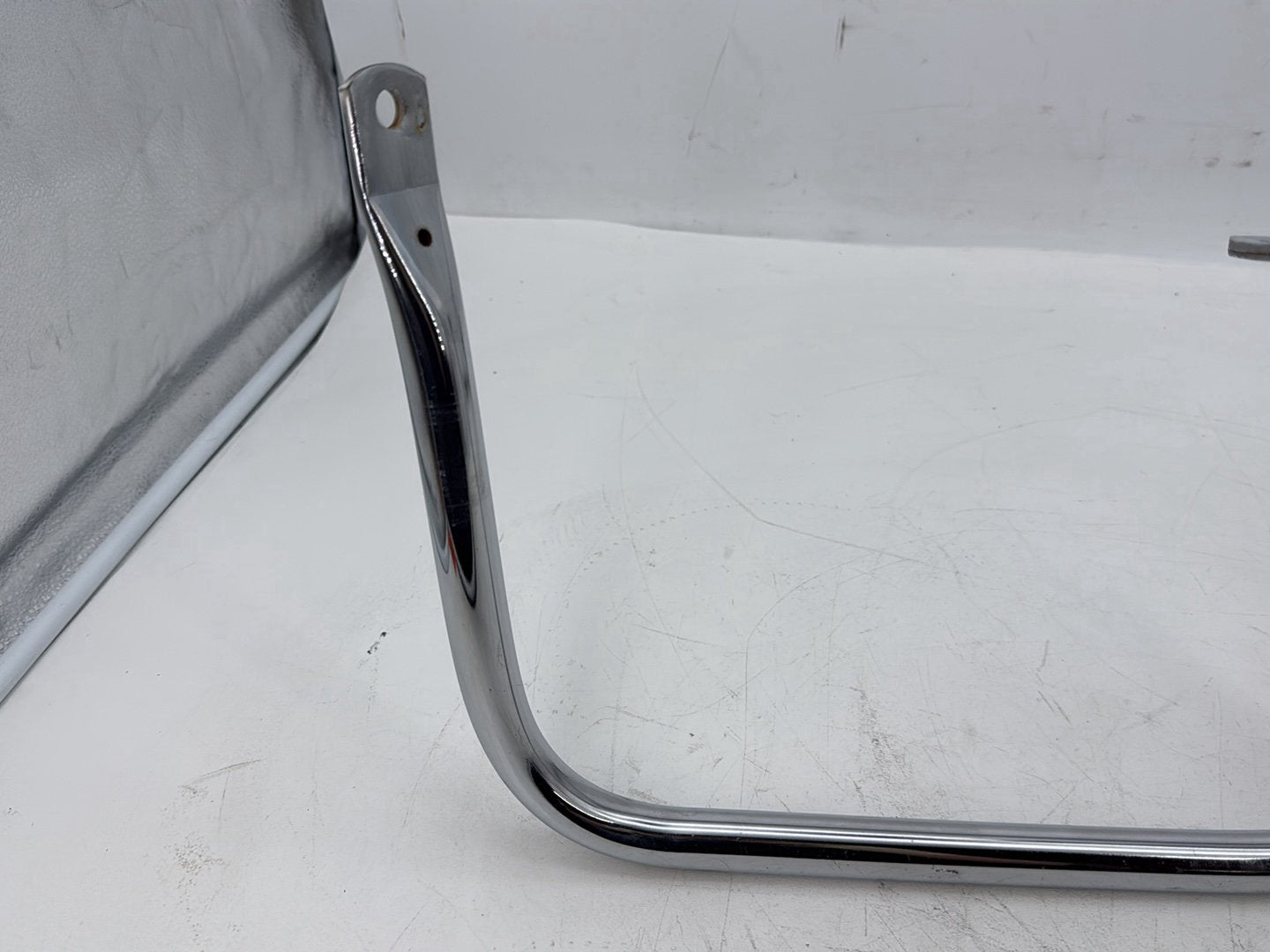 1999 - 2006 Harley-Davidson Touring CVO Screamin Eagle Road King Rear Left Right Saddlebag Guard Rails Bar 49176-97
